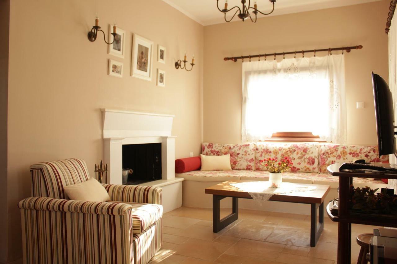 *Villa Pap-Live The Greek Hospitality In A Village* Nea Sampsounta Εξωτερικό φωτογραφία